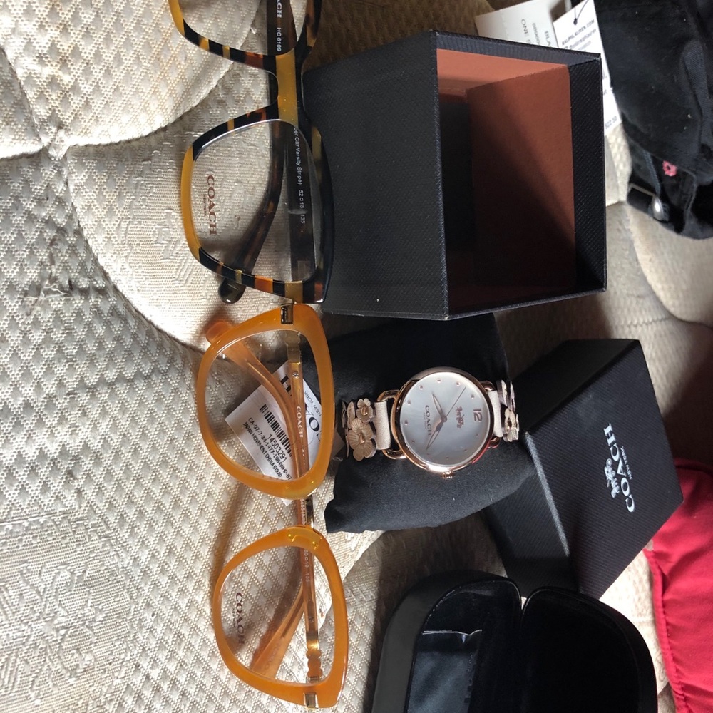 Coach - Picture 2 of 2